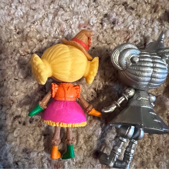 Lalaloopsy Wizard of Oz Cowardly Lion, Scarecrow, andTin Man set, and oil can. - Picture 9 of 9